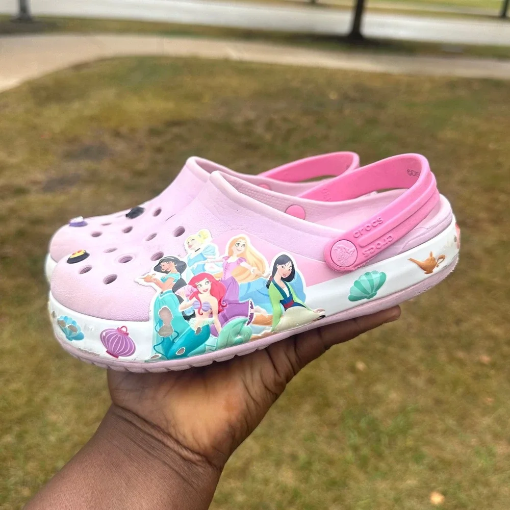 CROCS preowned fair